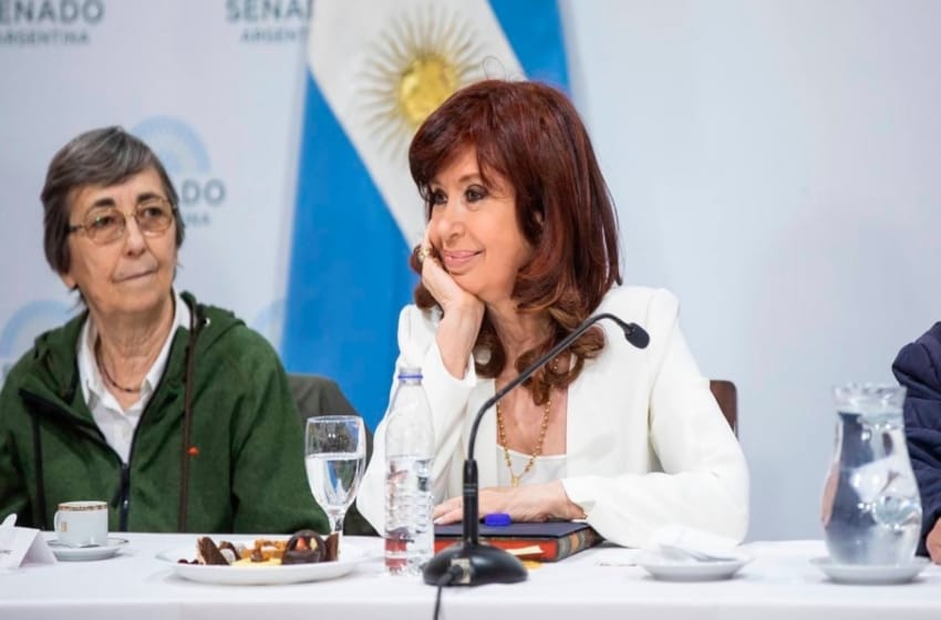 Cristina Fernández sobre el ataque: "Estoy viva por Dios y la Virgen"