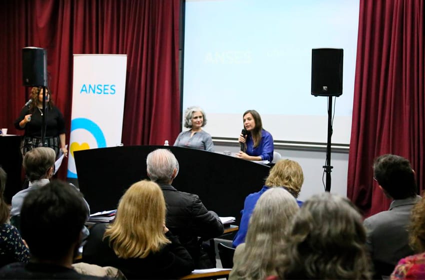 ANSES presentó el observatorio de seguridad social junto a la facultad de Ciencias Sociales