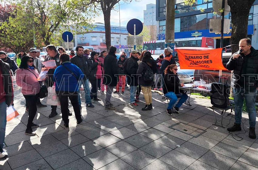 Día del jubilado: "Mar del Plata es una de las peores ciudades en cuanto al trabajo no registrado"