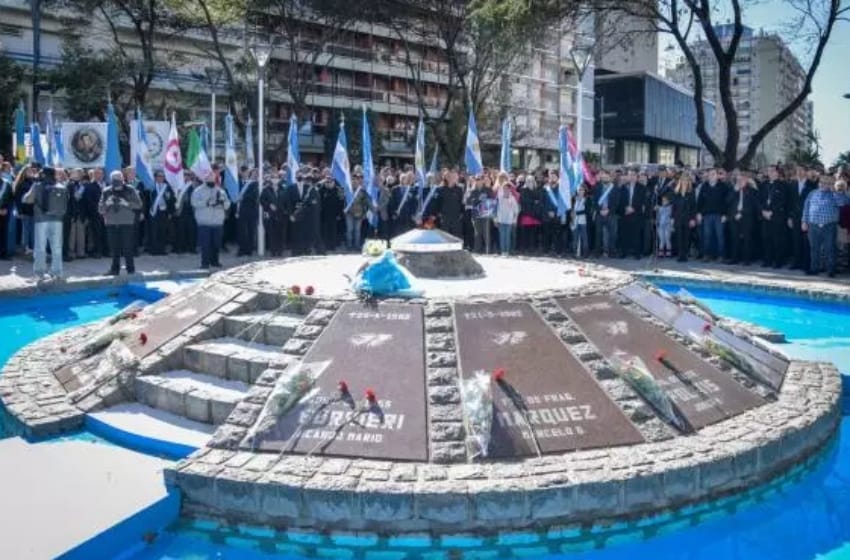 Monumento a los caídos en Malvinas: solicitan la guardia permanente