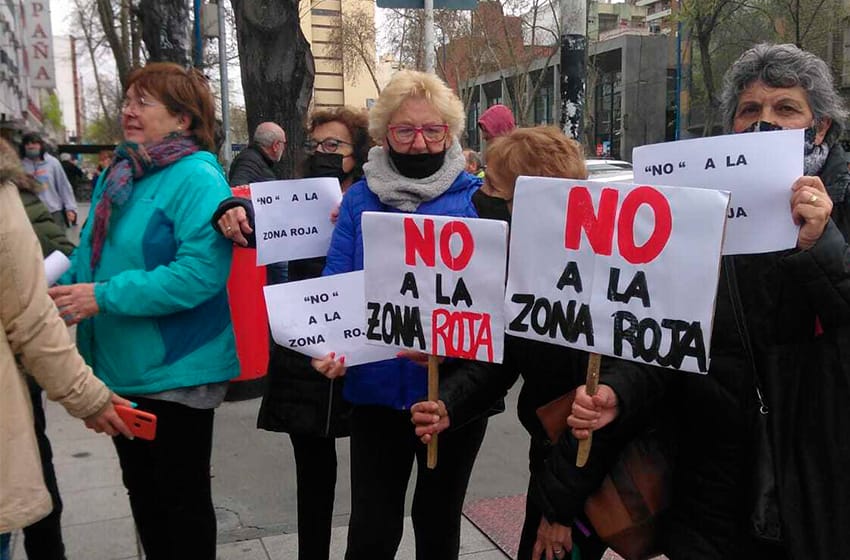 Zona Roja: vecinos pedirán la Banca 25 e insisten por una reunión con Montenegro