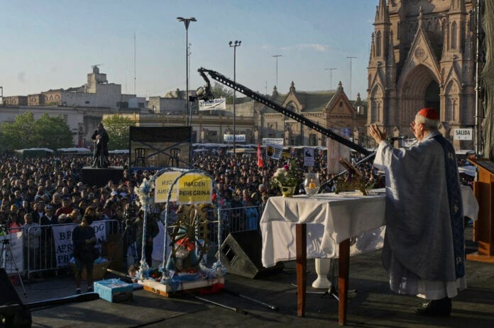 Misa en Luján: Poli pidió “que los gobernantes busquen ser instrumento de encuentro entre los argentinos”