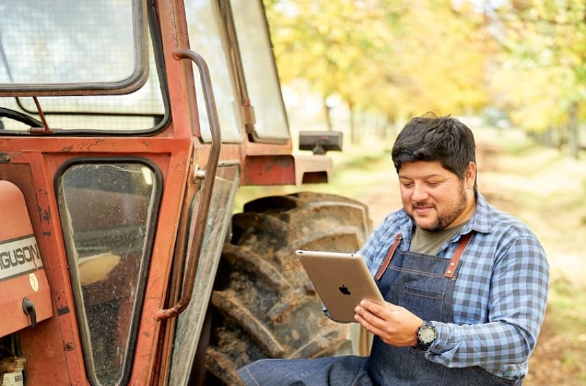 Orbith destacó su rol en la reducción de la brecha digital rural en la Argentina