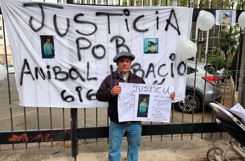 Familiares de Aníbal Horacio Gigena se movilizaron a tribunales para pedir Justicia