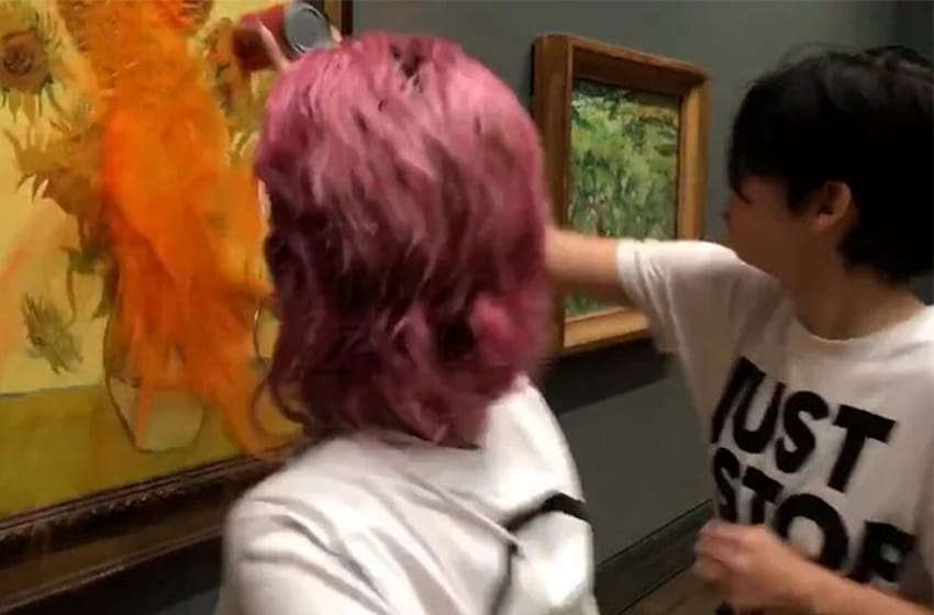 Activistas ecologistas arrojaron sopa sobre la pintura “Los girasoles” de Van Gogh en la National Gallery de Londres