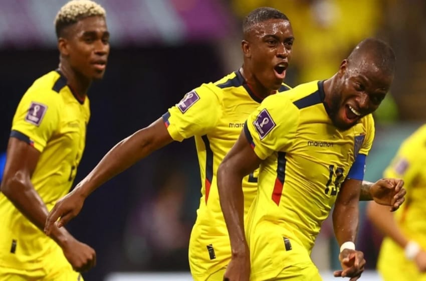 Ecuador ganó en su debut contra Qatar