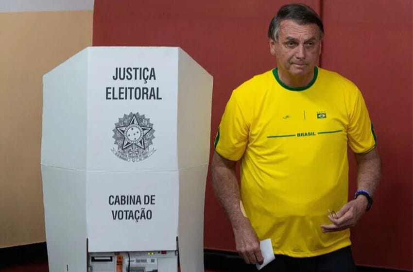 Jair Bolsonaro impugnó algunos resultados del ballotage que ganó Lula da Silva