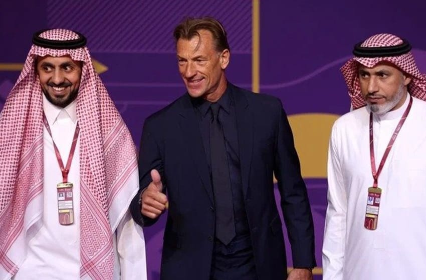El DT de Arabia Saudita disfruta de enfrentar a Lionel Messi y Robert Lewandowski