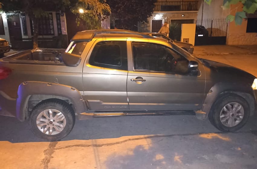 Atraparon a dos ladrones de autos en La Perla