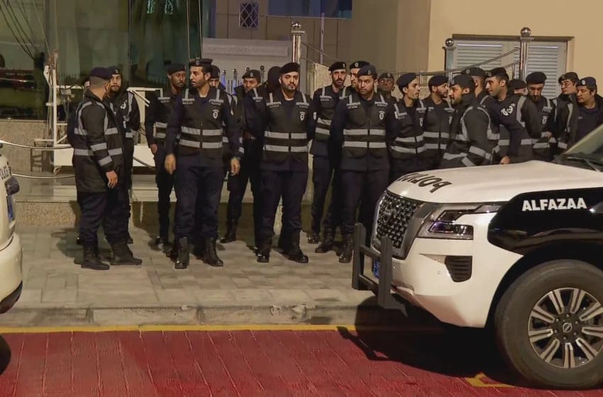 Tensión en Qatar: hinchas argentinos protestaron por la falta de entradas y la policía los rodeó