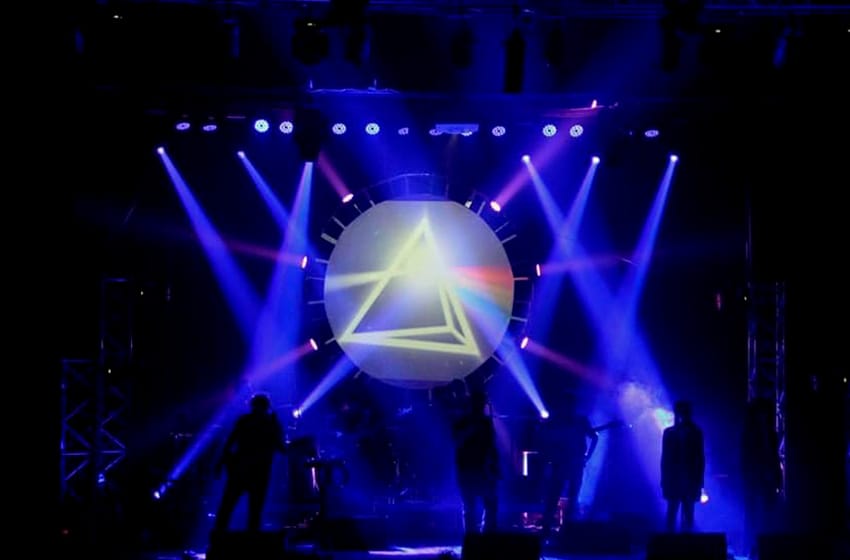 Prisma presenta Pink Floyd bajo las estrellas en Villa Victoria