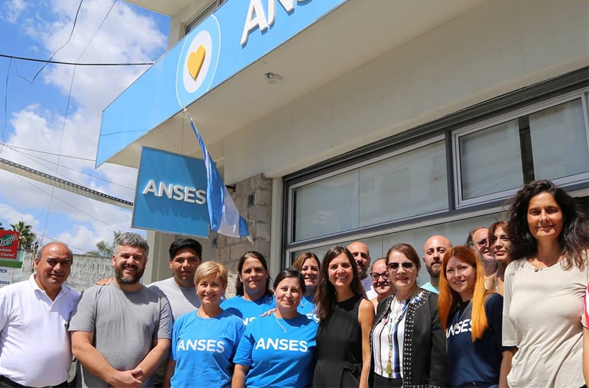 Raverta recorrió las nuevas instalaciones de ANSES en Presidente Perón