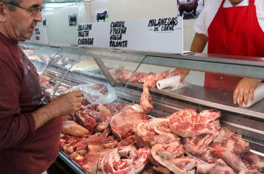 Tras el aumento del dólar, carnicerías advierten posible disminución de mercadería