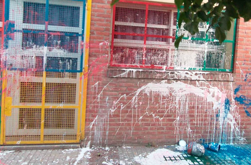 Robo y vandalización en un jardín: "Es muy triste ver todo lo que hicieron"