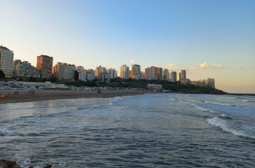 La temperatura del mar promedió los 21ºC durante enero en Mar del Plata