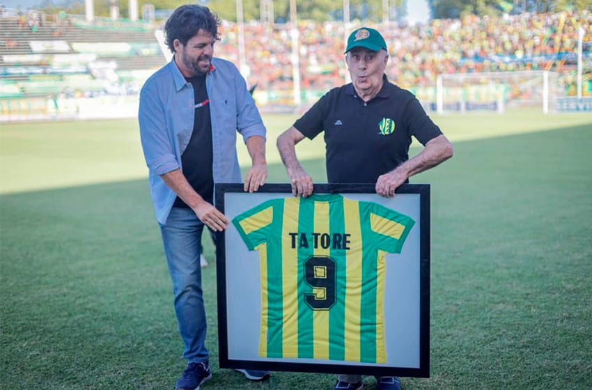 Aldosivi reconoció a "Tatore", un símbolo del club