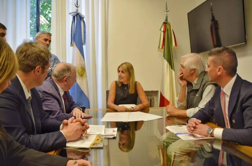 Sánchez Herrero: “La comunidad italiana aporta a la ciudad un fuerte nexo de cooperación cultural”
