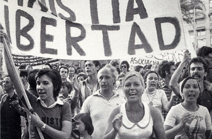 8 M: charla abierta de mujeres, trabajo y política en la Argentina contemporánea