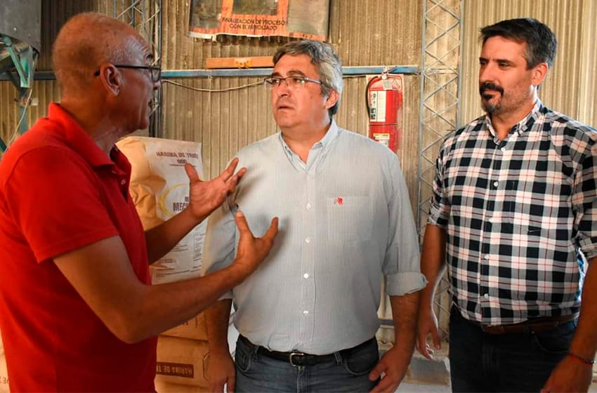 Visita del ministro agrario de la PBA a General Alvarado