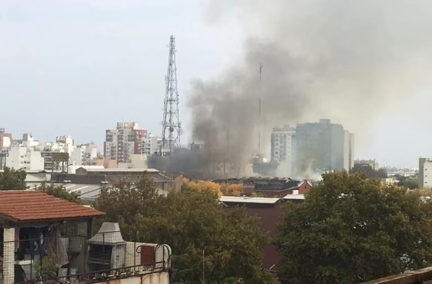 Nuevo incendio Iron Moutain, el depósito en el que murieron 10 personas en 2014