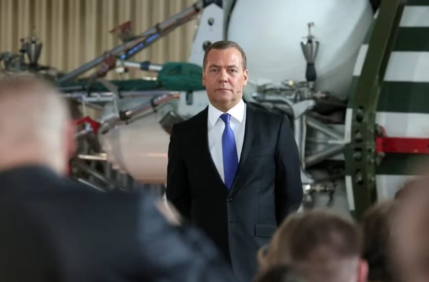 Dmitri Medvedev dijo que “muy probablemente” se acerca una nueva guerra mundial