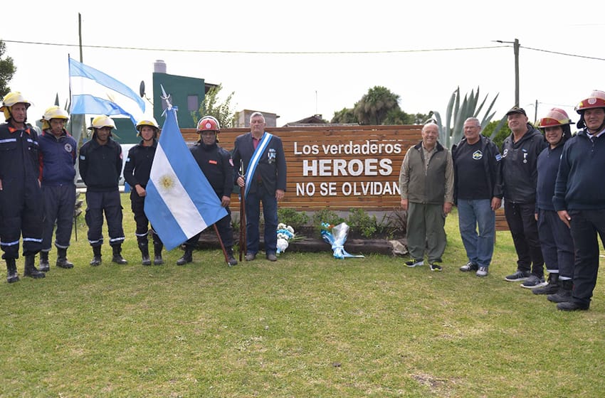 Jorge Paredi: "Honor y gratitud a quienes lucharon por Malvinas"