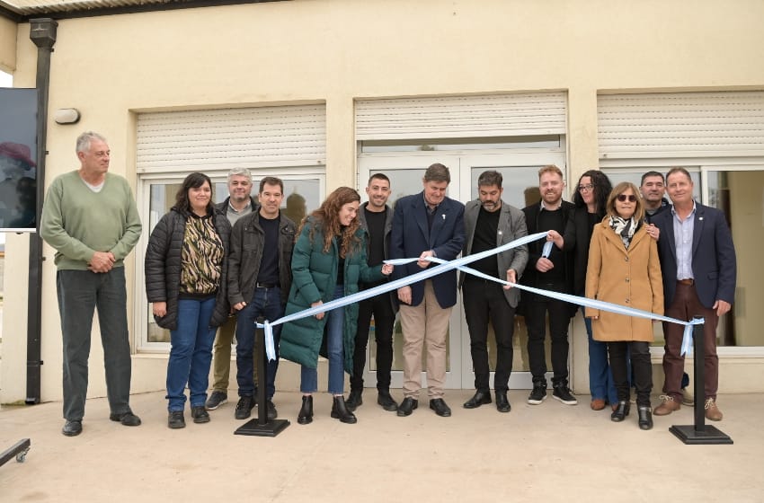 Programa Puentes: Bianco inauguró los centros universitarios de Mar Chiquita y San Cayetano