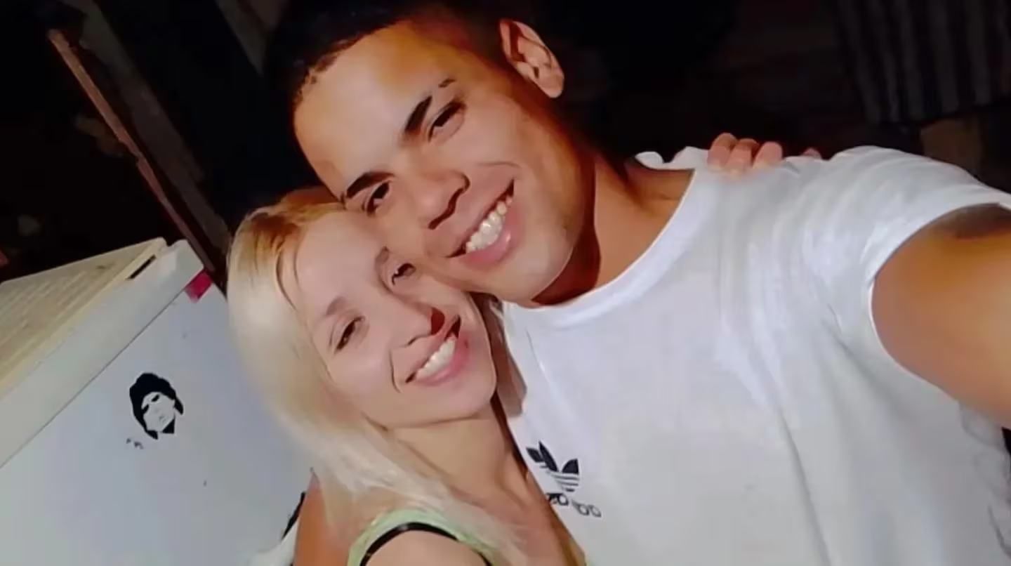 Néstor Ain Britte y su novia Irina Juárez fueron atropellados mientras caminaban por la banquina luego de quedarse sin combustible.