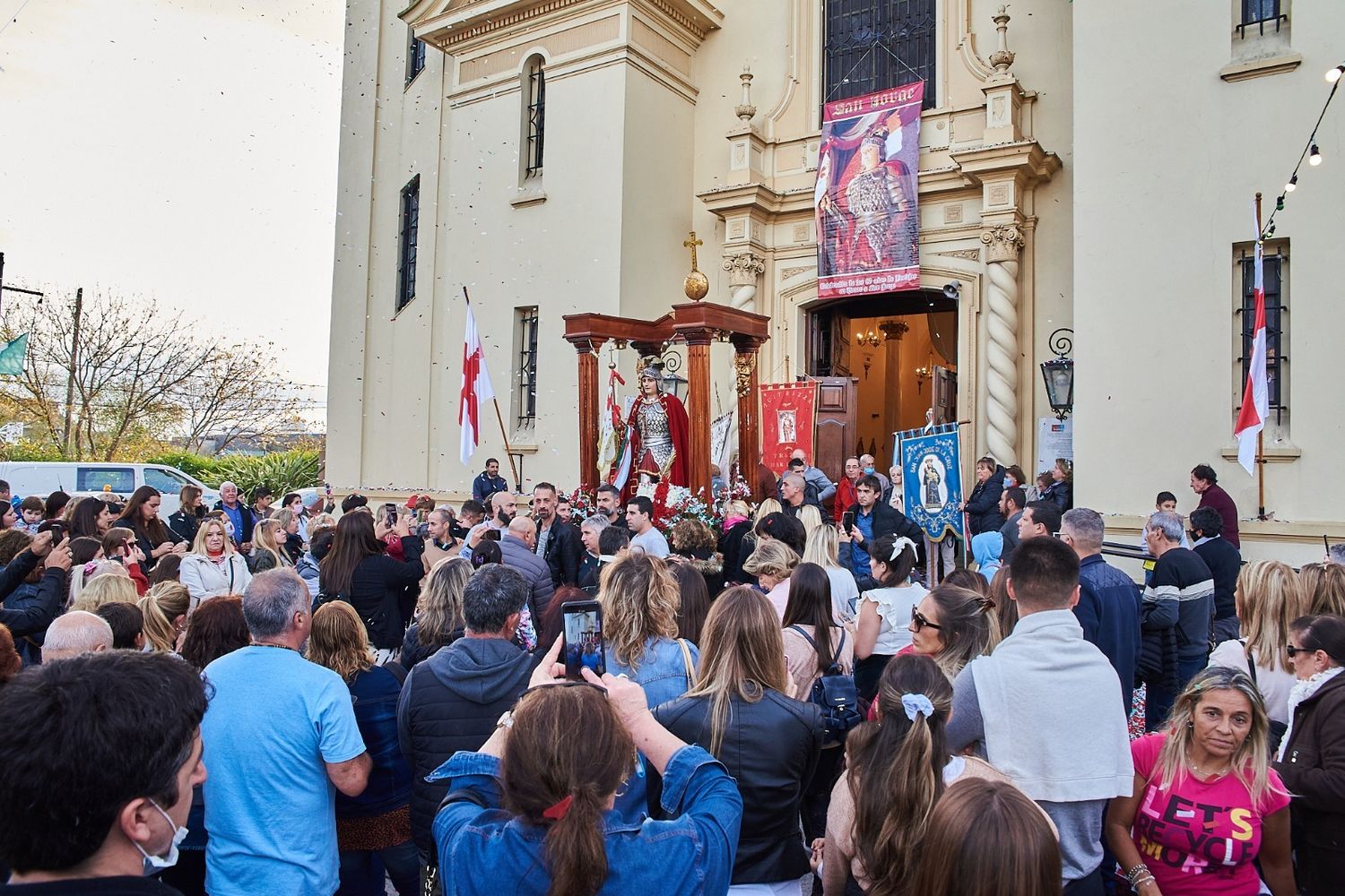 Los habitantes del Testaccio detienen todas sus actividades el 23 de abril para festejar a San Jorge.