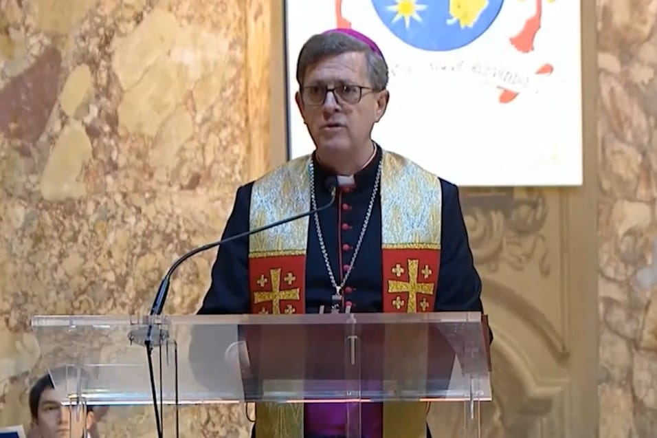 "Siguen doliendo algunas acciones de la dirigencia, divorciada de la ciudadanía de a pie", dijo el arzobispo.