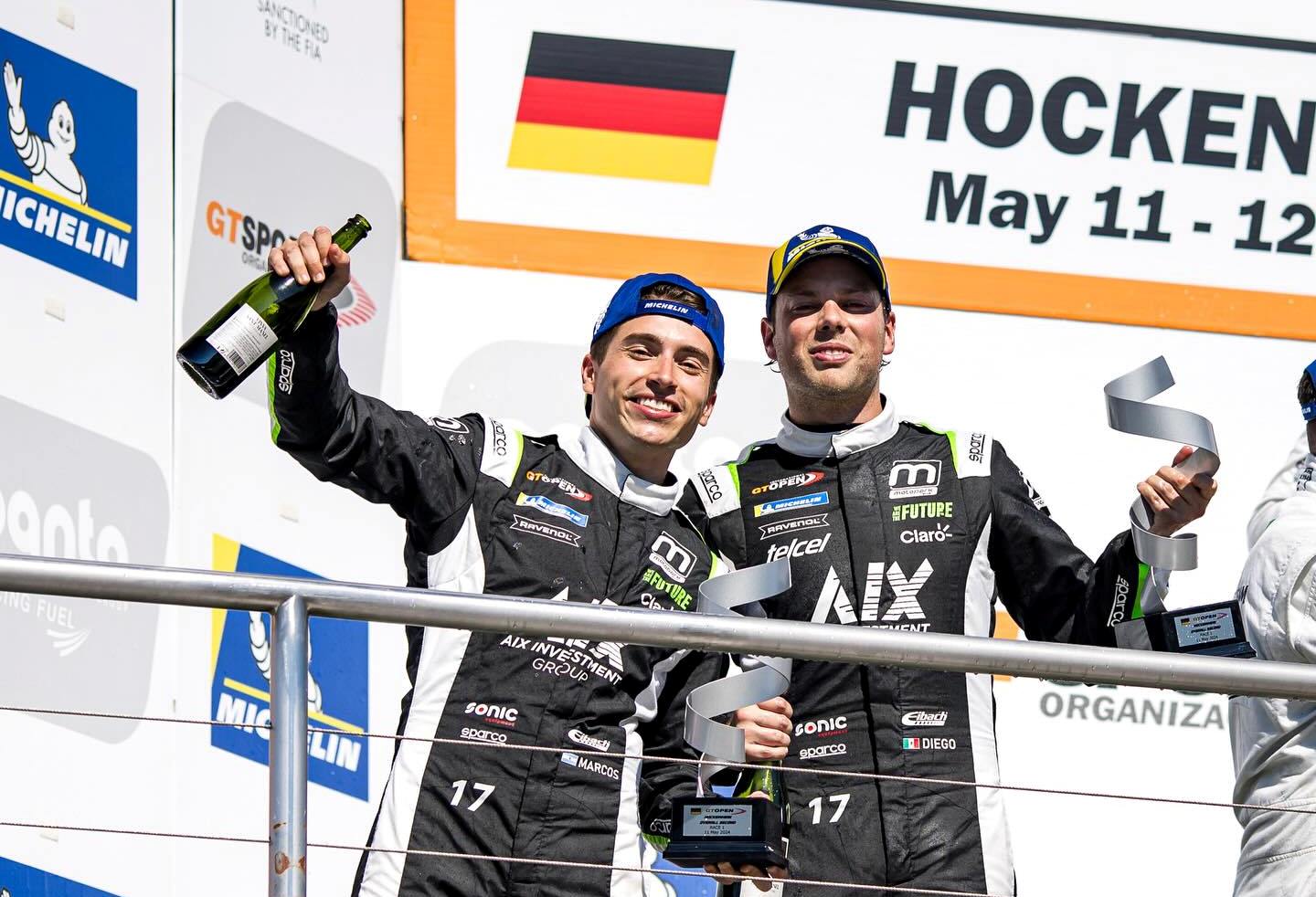 Marcos Siebert y Diego Menchaca en el podio de Hockenheim.