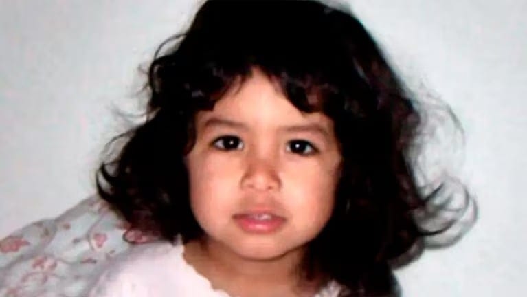 Los investigadores pidieron la partida de nacimiento de la adolescente con quien comparan a Herrera.
