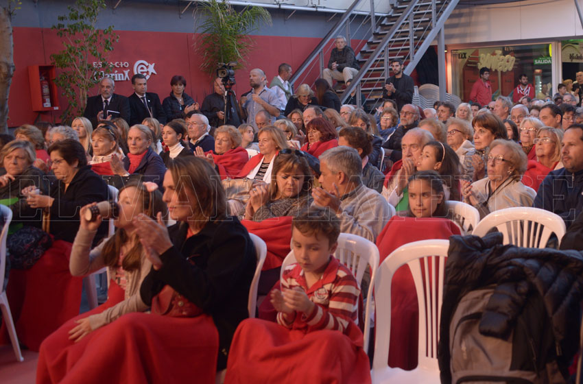 Jorge Vazquez cantará en Espacio Clarín