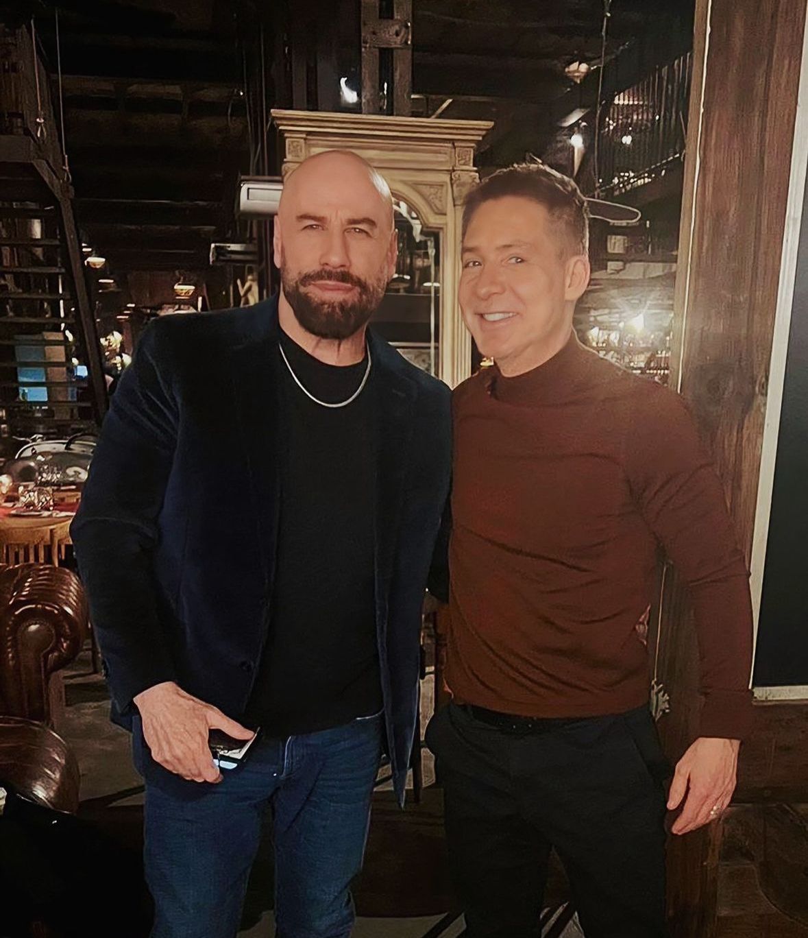 John Travolta y Adrián Suar