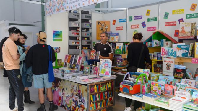 Terminan el Festival de Cine y la Feria del Libro, pero hay más actividad cultural