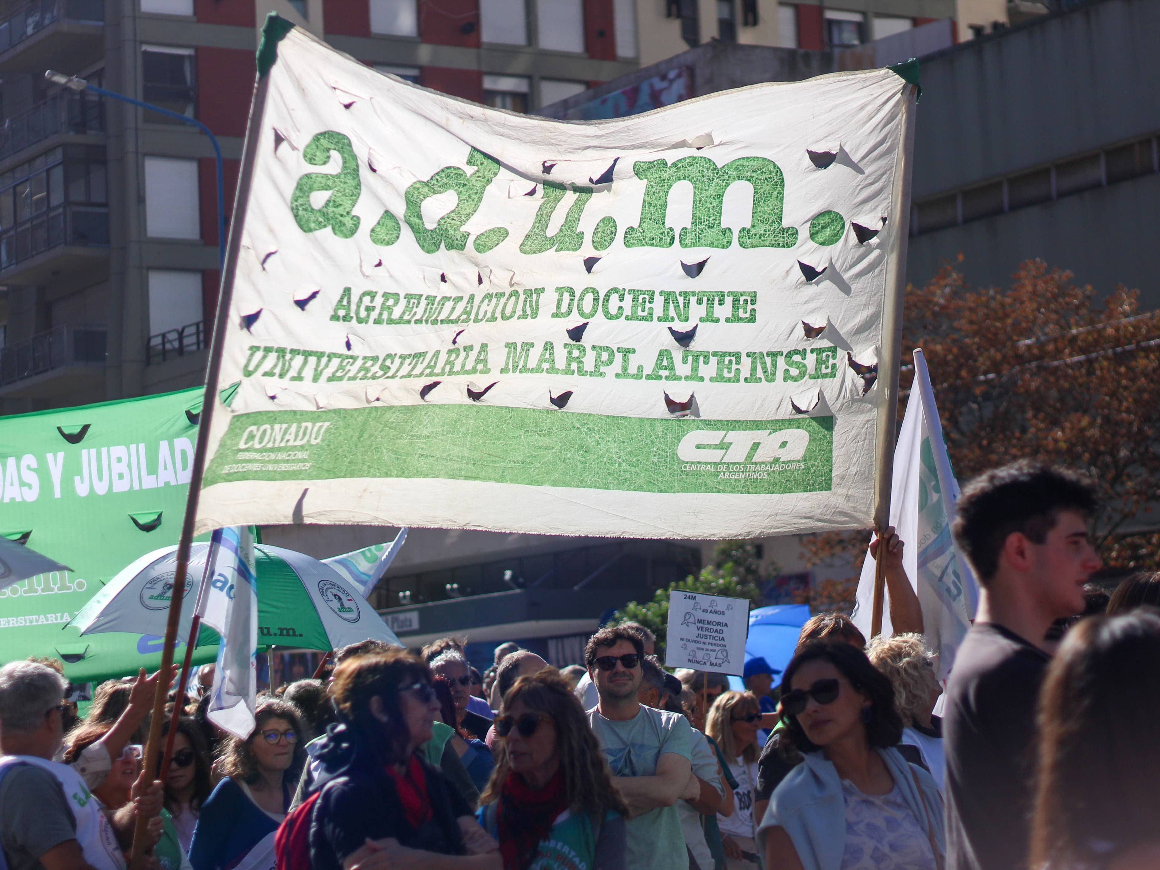 Reforma laboral: ADUM definió medidas de fuerza y abrió un proceso de ...